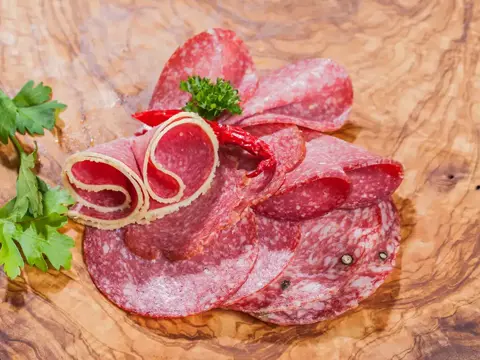 Salamiaufschnitt